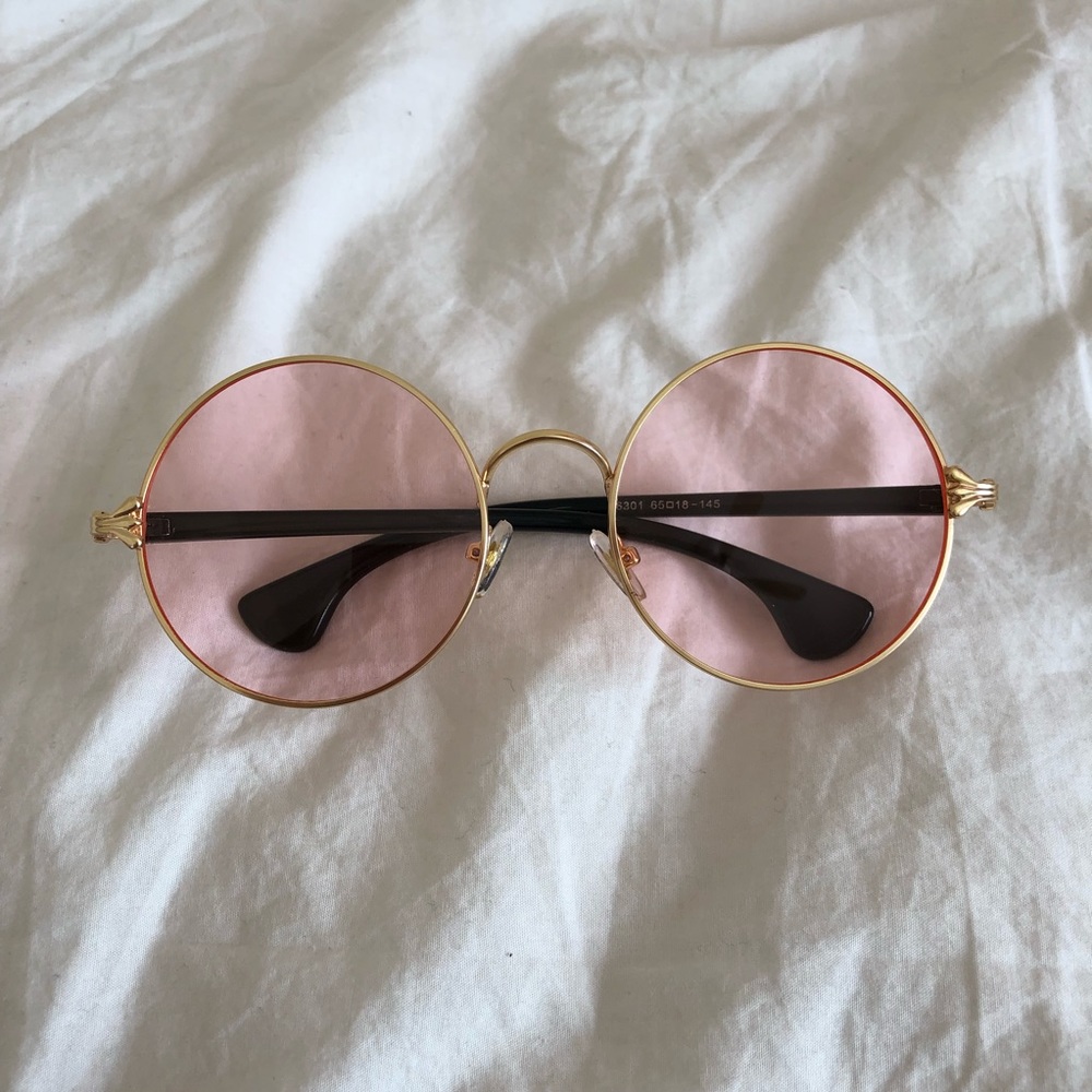 Pink Tinted Circle Frame Glasses